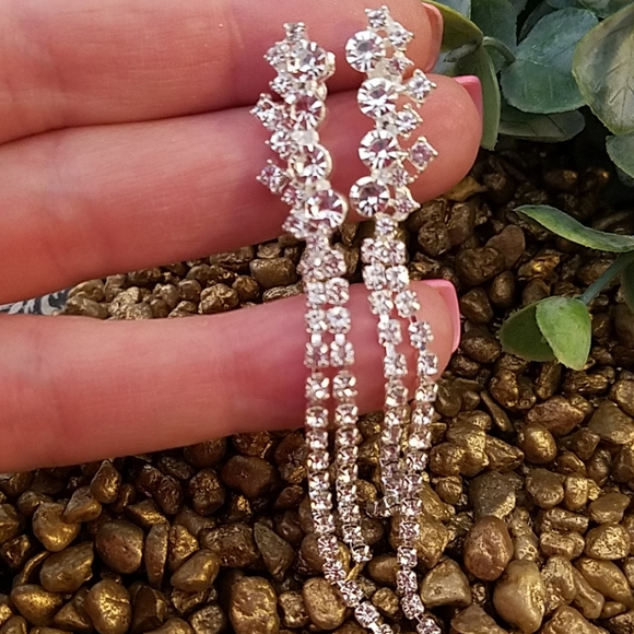 CLOSING New Silver Earrings Dangling